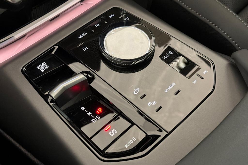 Thumbnail: 2026 BMW X3 - 14