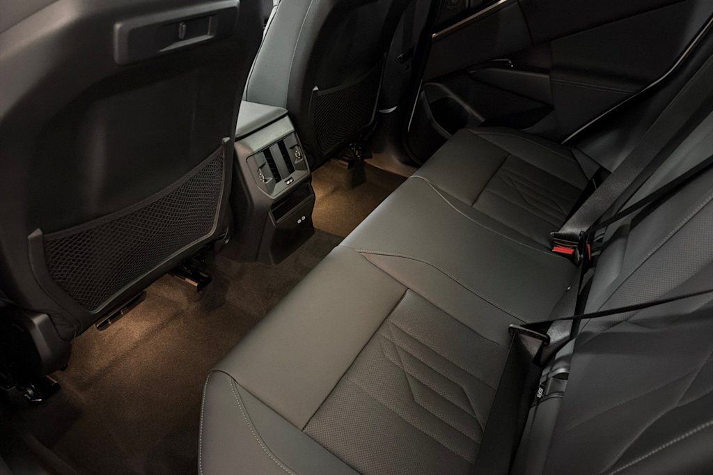 Thumbnail: 2025 BMW X3 - 11