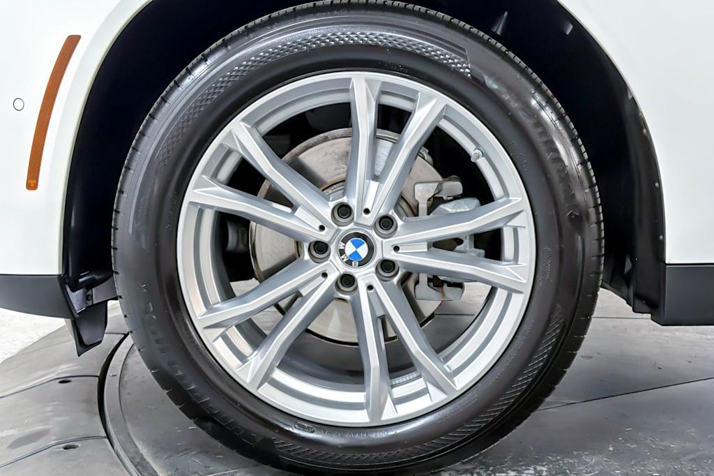 Thumbnail: 2025 BMW X3 - 8