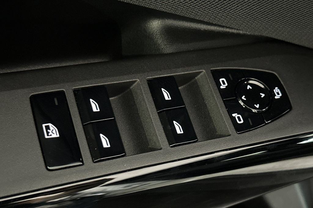 Thumbnail: 2026 BMW X3 - 20