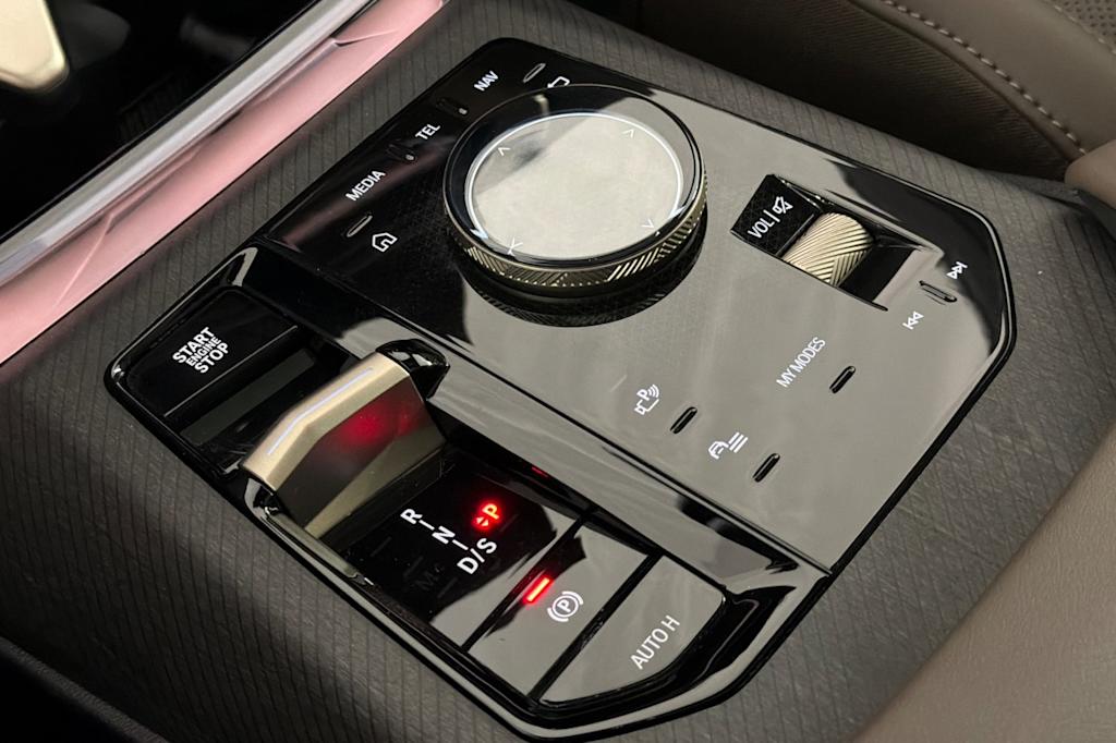 Thumbnail: 2025 BMW X3 - 14