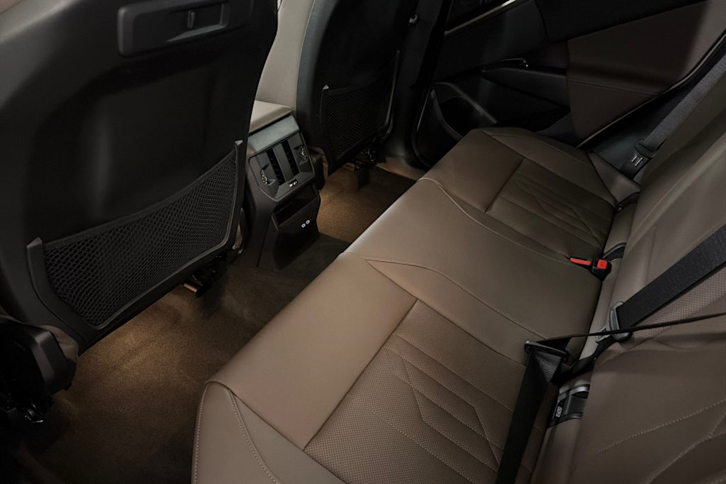 Thumbnail: 2025 BMW X3 - 10