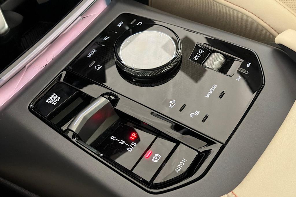 Thumbnail: 2026 BMW X3 - 15