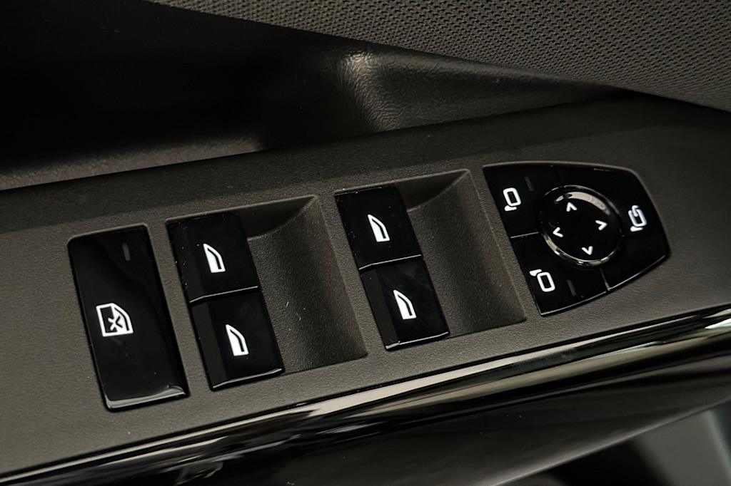 Thumbnail: 2026 BMW X3 - 22