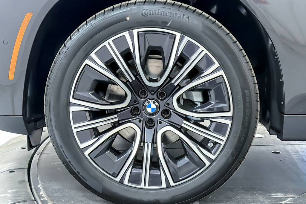 Thumbnail: 2026 BMW X3 - 8