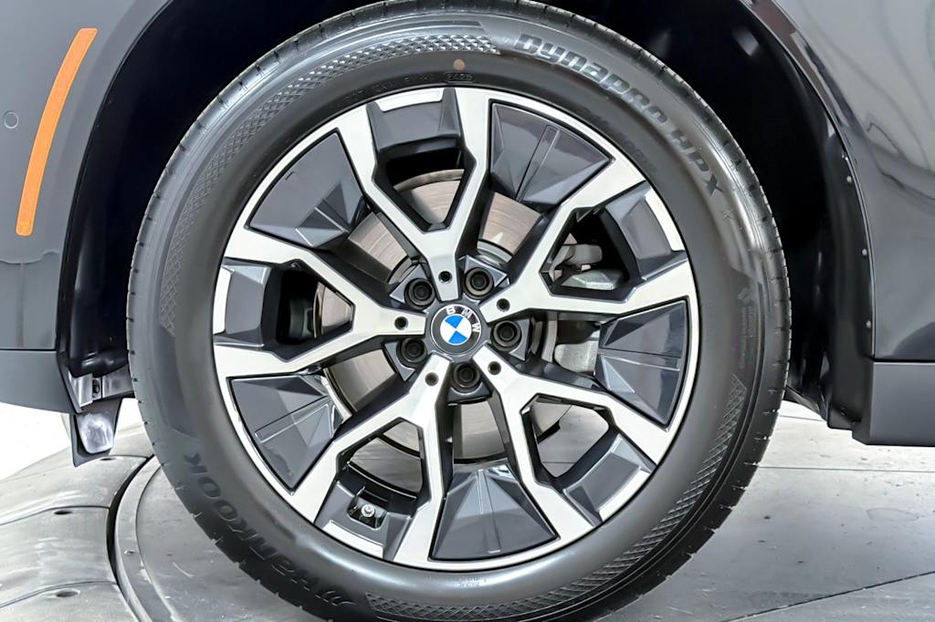 Thumbnail: 2026 BMW X3 - 8