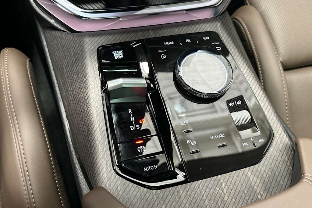 Thumbnail: 2026 BMW X3 - 14