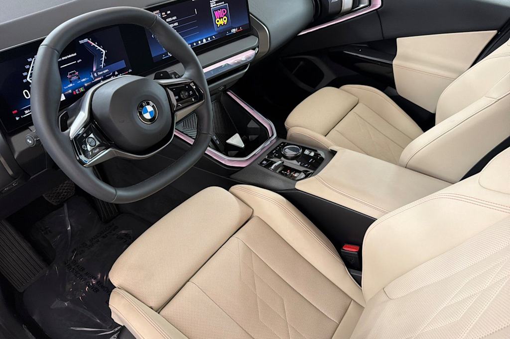 Thumbnail: 2026 BMW X3 - 10