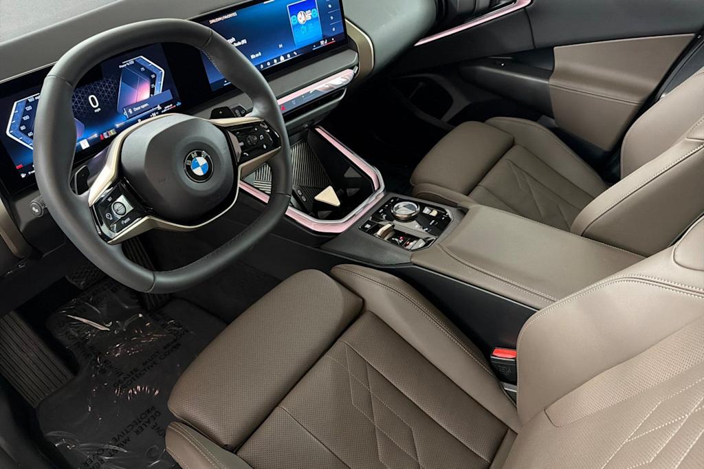 Thumbnail: 2025 BMW X3 - 9