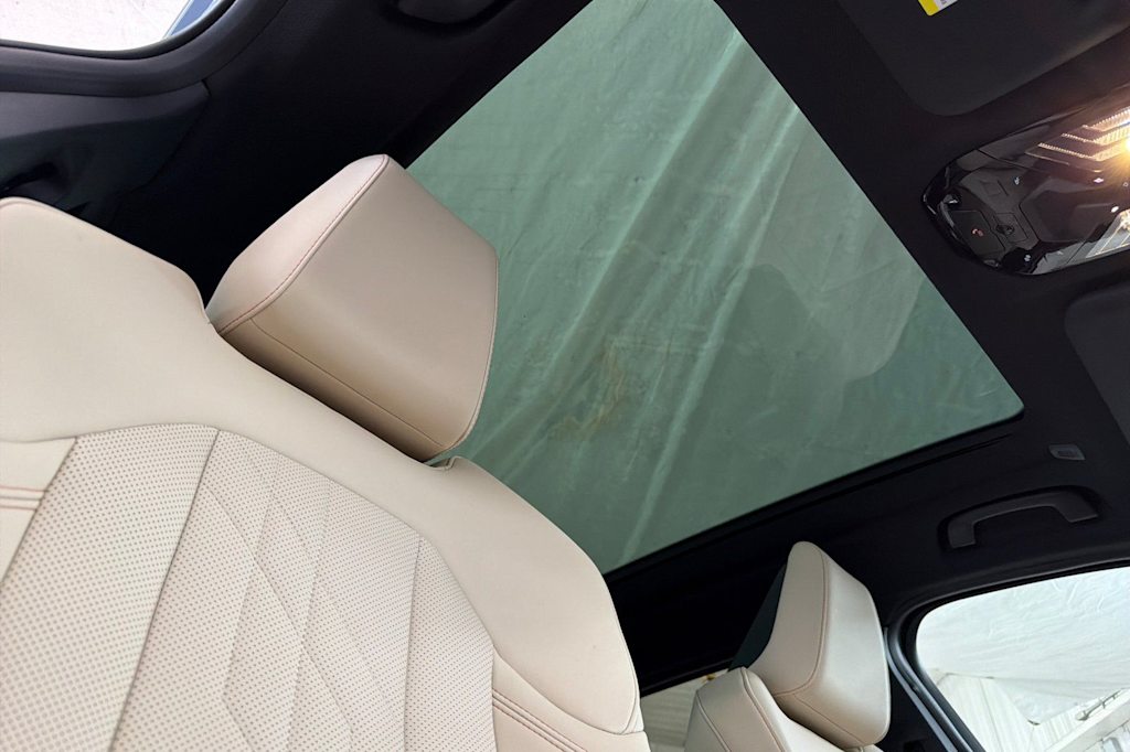 Thumbnail: 2026 BMW X3 - 23