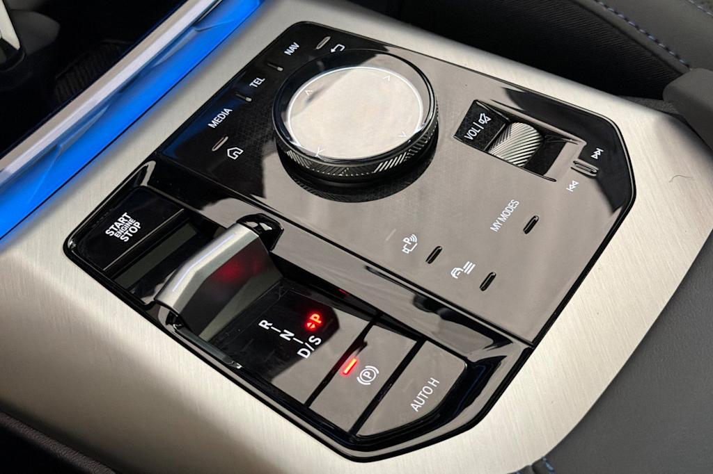 Thumbnail: 2026 BMW X3 - 14