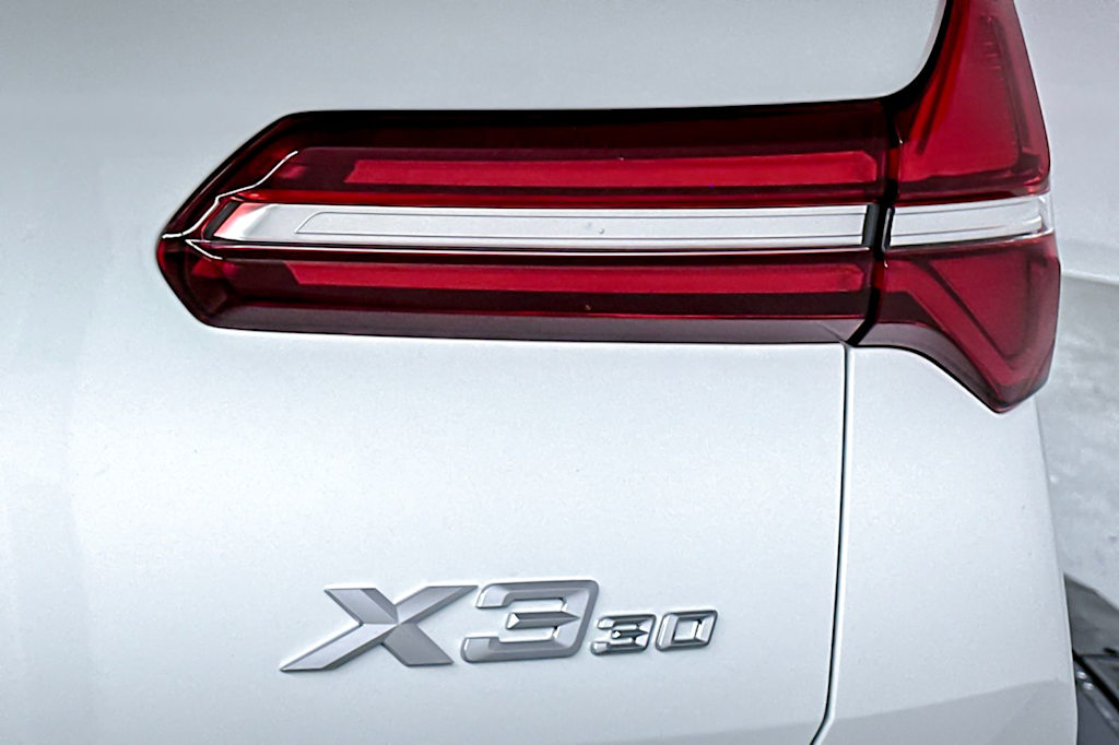 Thumbnail: 2026 BMW X3 - 27