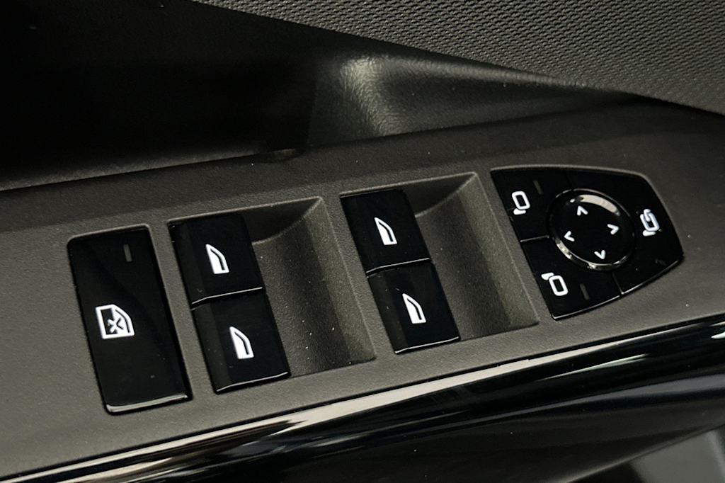 Thumbnail: 2026 BMW X3 - 20