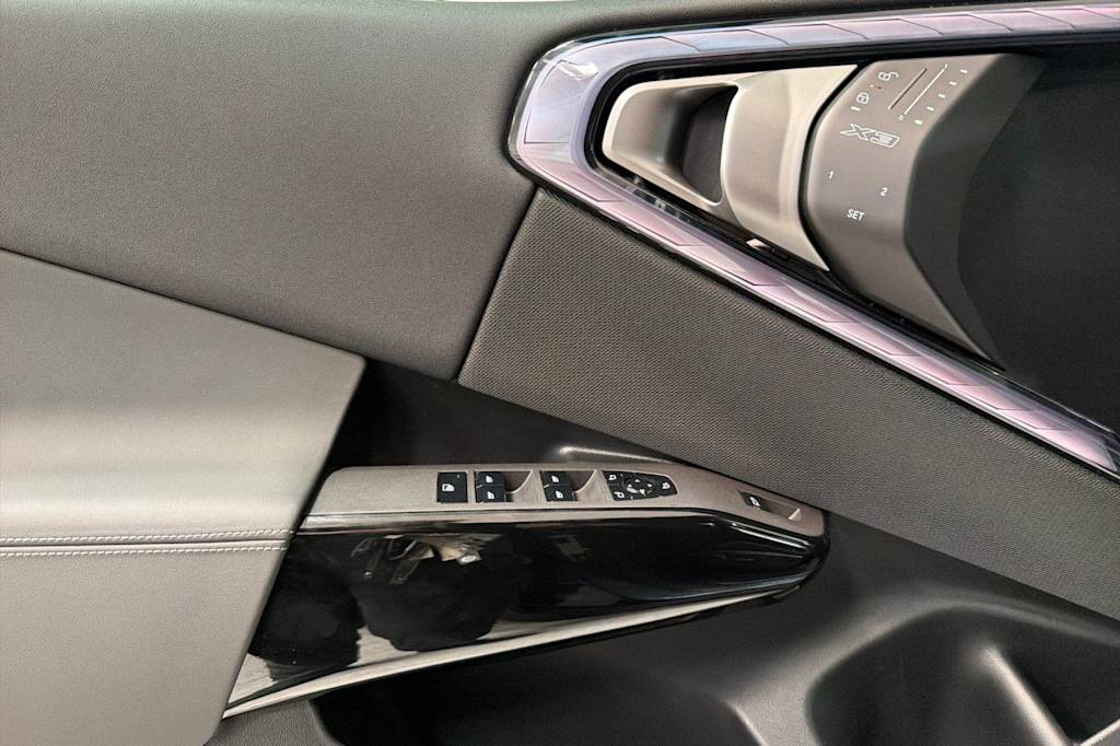 Thumbnail: 2026 BMW X3 - 21