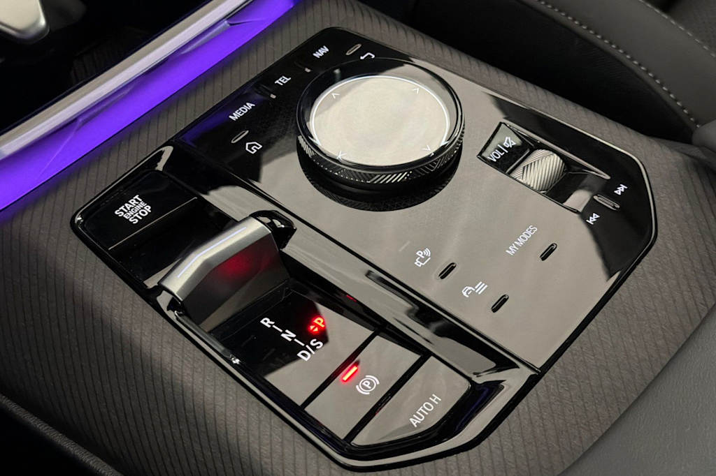 Thumbnail: 2026 BMW X3 - 14