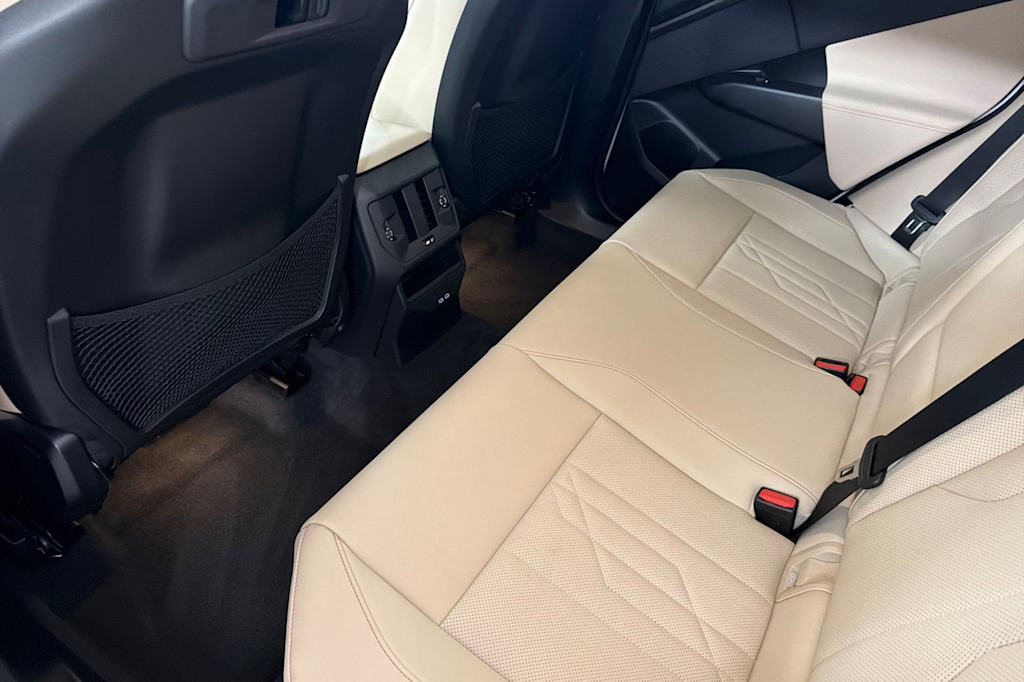 Thumbnail: 2026 BMW X3 - 11