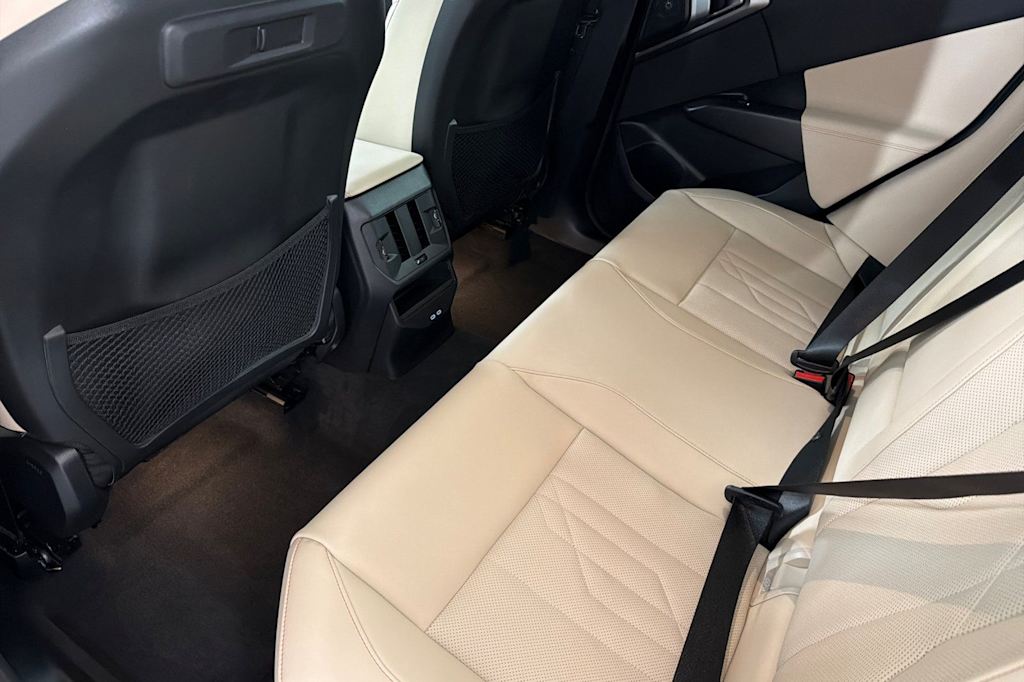 Thumbnail: 2026 BMW X3 - 12