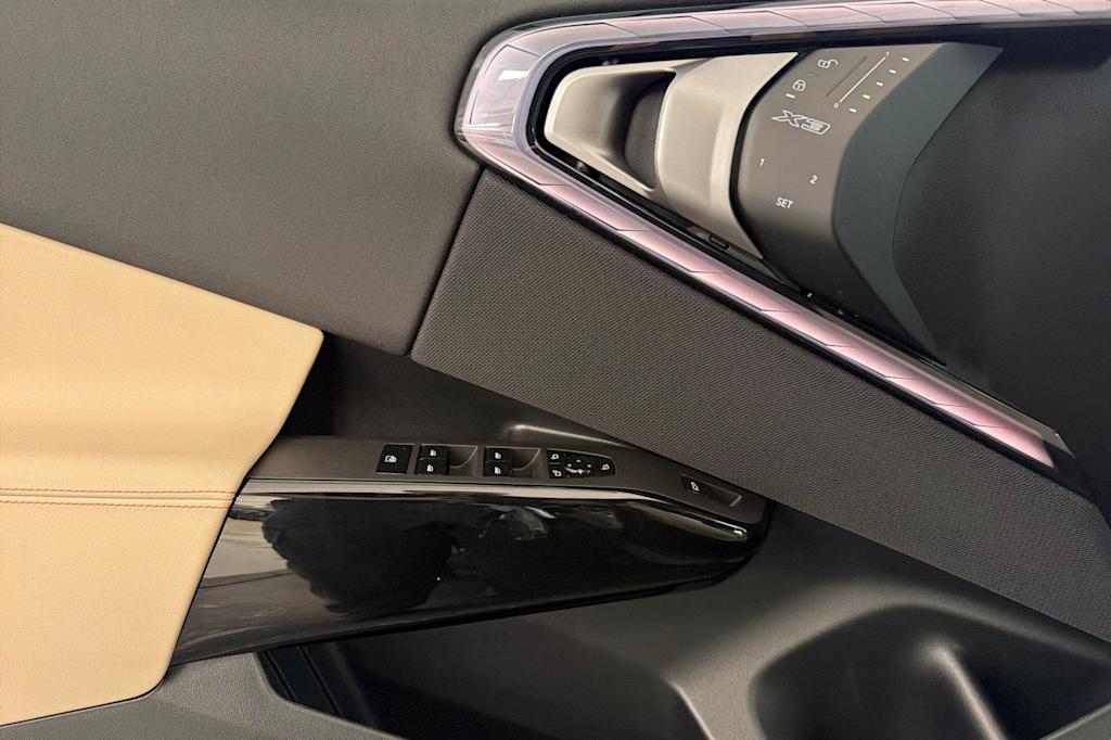 Thumbnail: 2026 BMW X3 - 21
