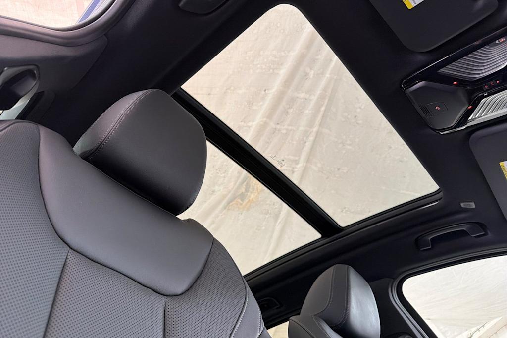 Thumbnail: 2023 BMW X3 - 23