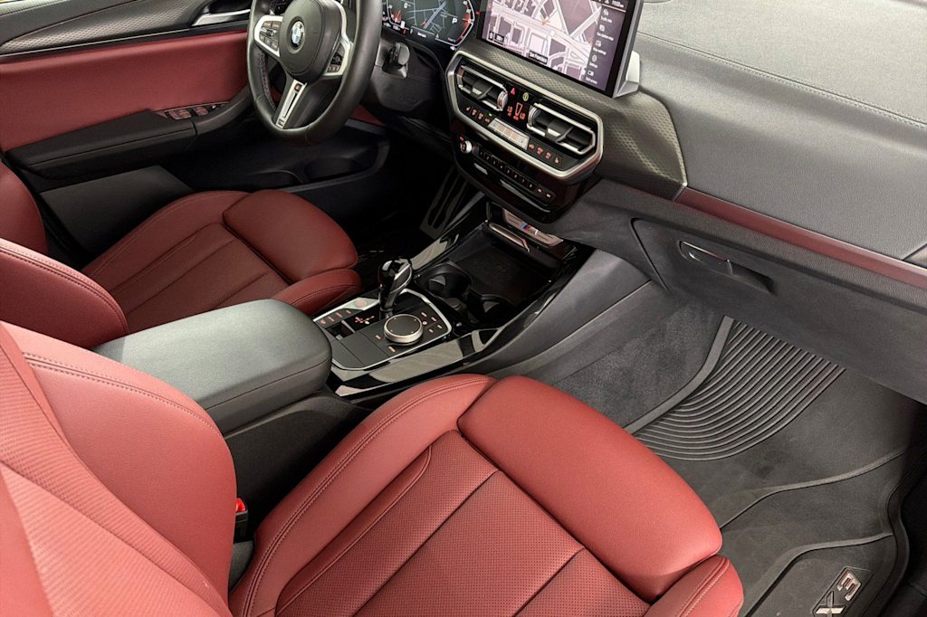 Thumbnail: 2024 BMW X3 - 12