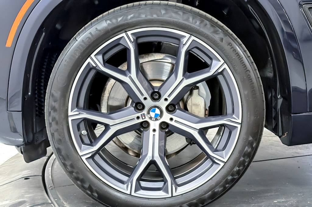 Thumbnail: 2022 BMW X5 - 8