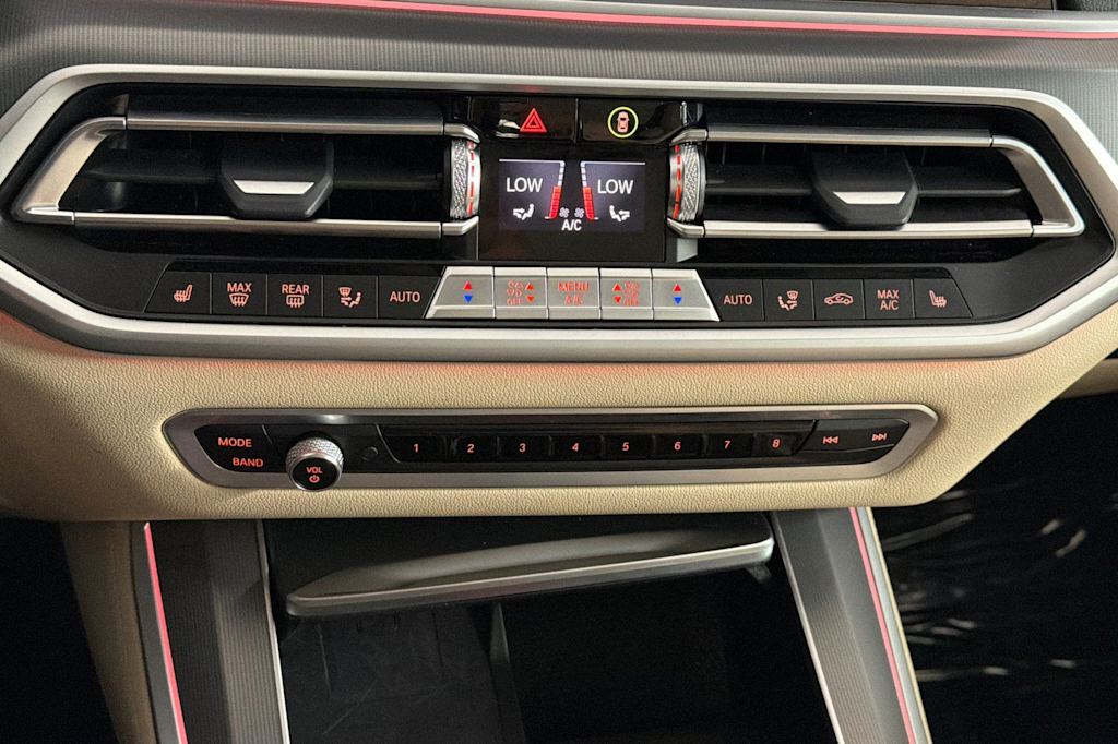Thumbnail: 2022 BMW X5 - 24