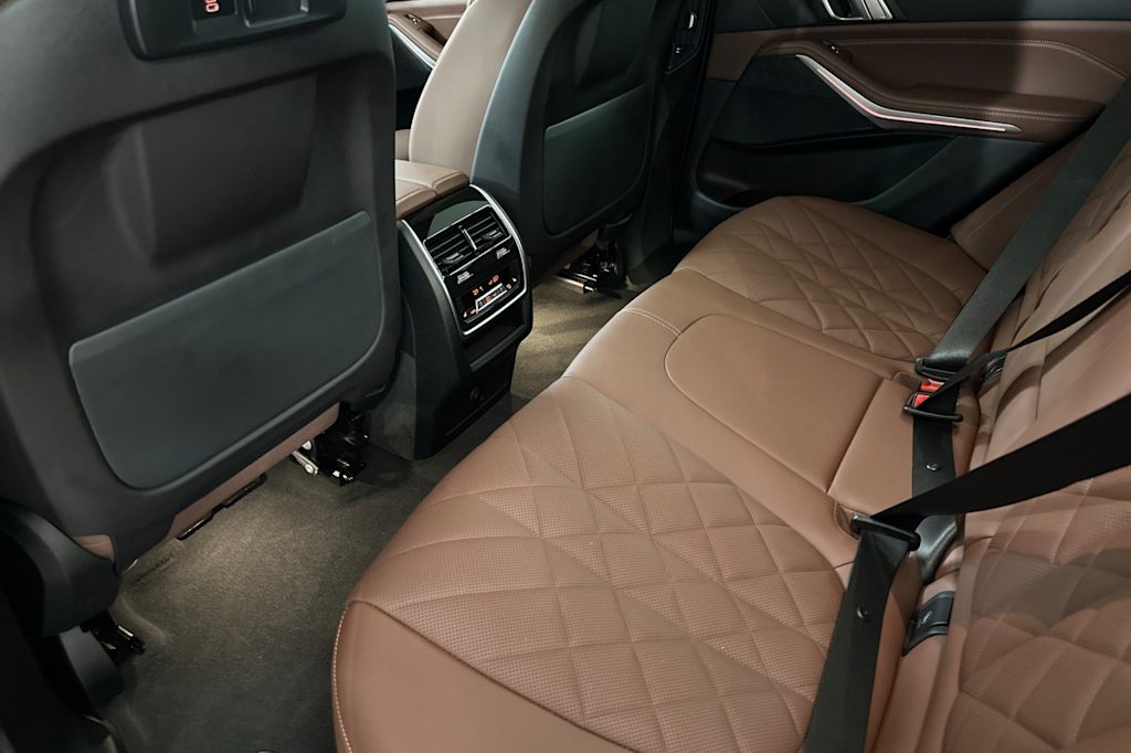 Thumbnail: 2023 BMW X5 - 10