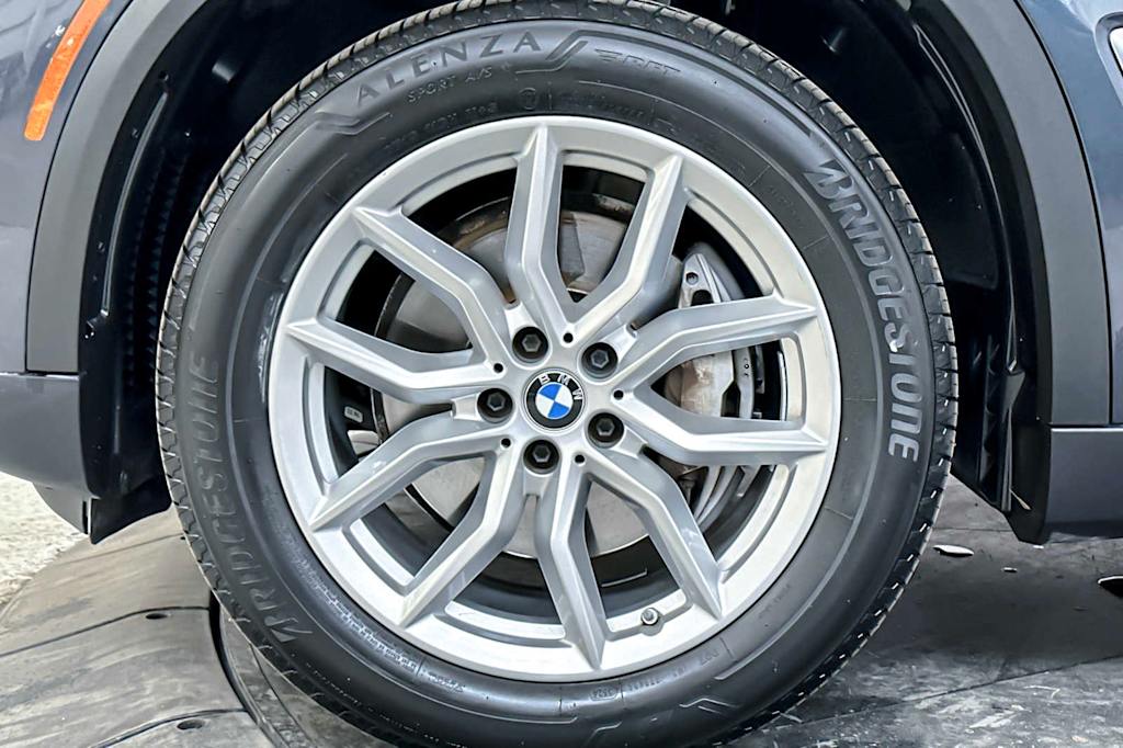 2022 BMW X5 xDrive40i 7