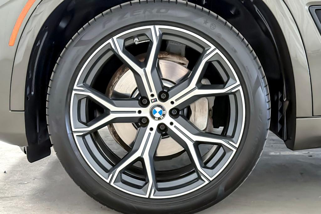 Thumbnail: 2023 BMW X5 - 8