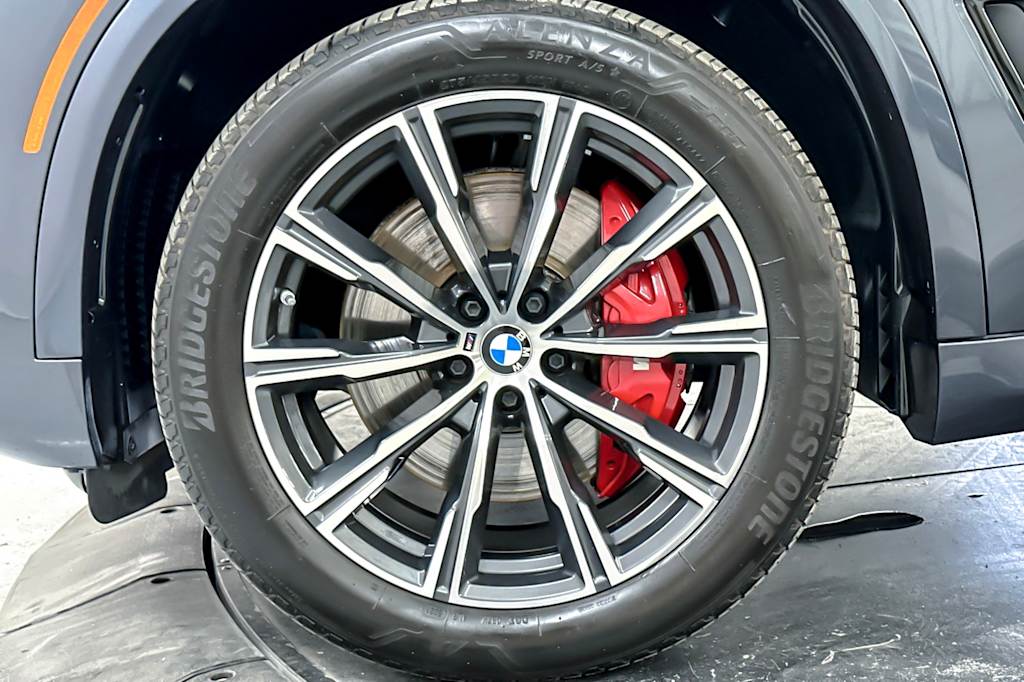 Thumbnail: 2022 BMW X5 - 7