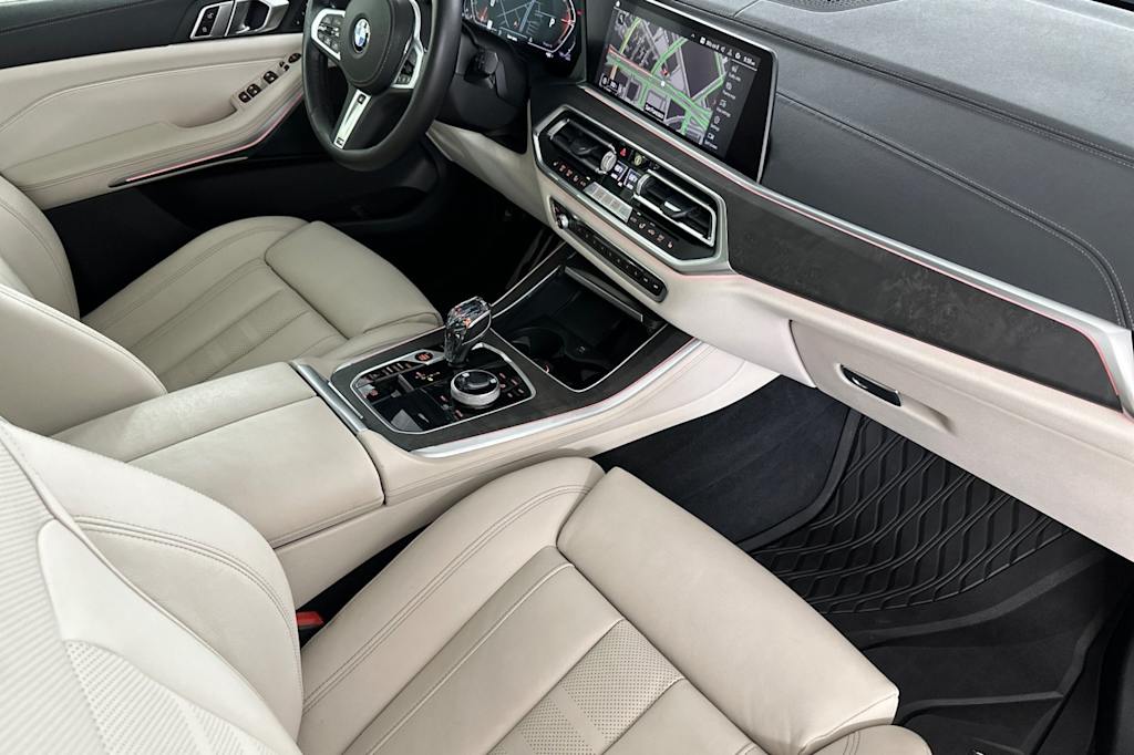 Thumbnail: 2022 BMW X5 - 9