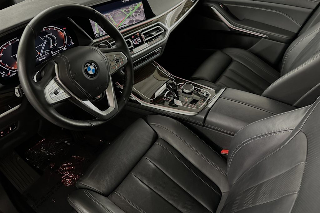 2021 BMW X7 xDrive40i 9