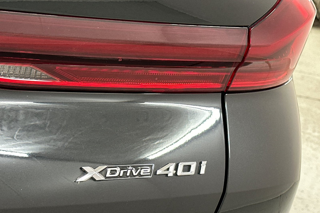 2022 BMW X6 xDrive40i 7