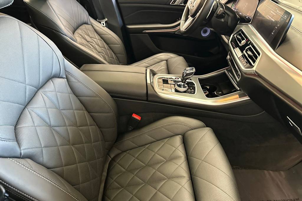 Thumbnail: 2023 BMW X5 - 9