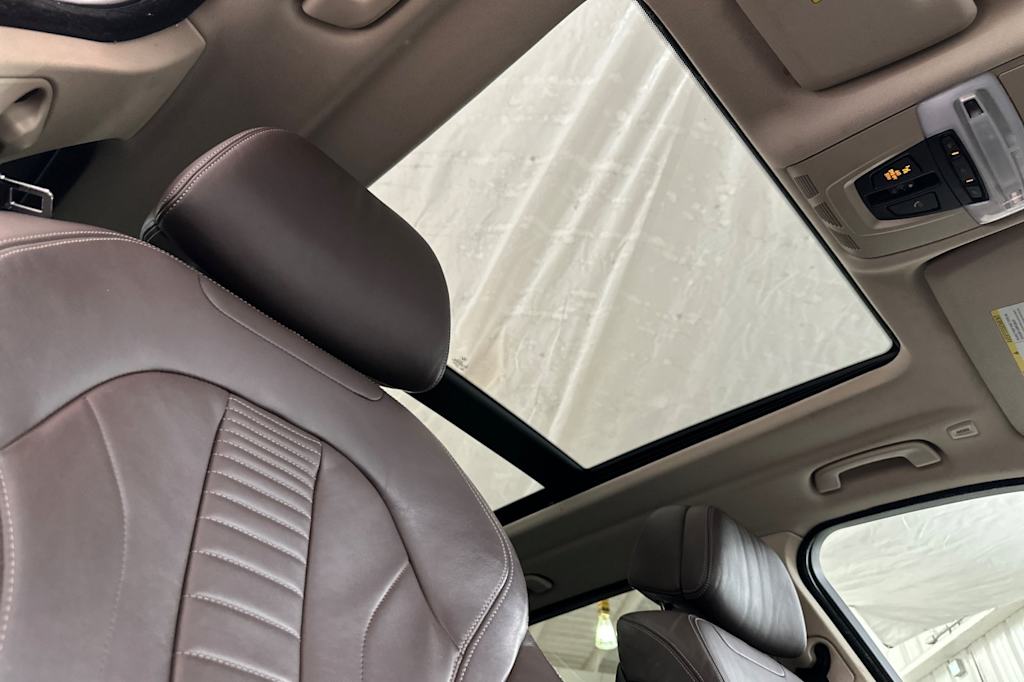 Thumbnail: 2015 BMW X5 - 23