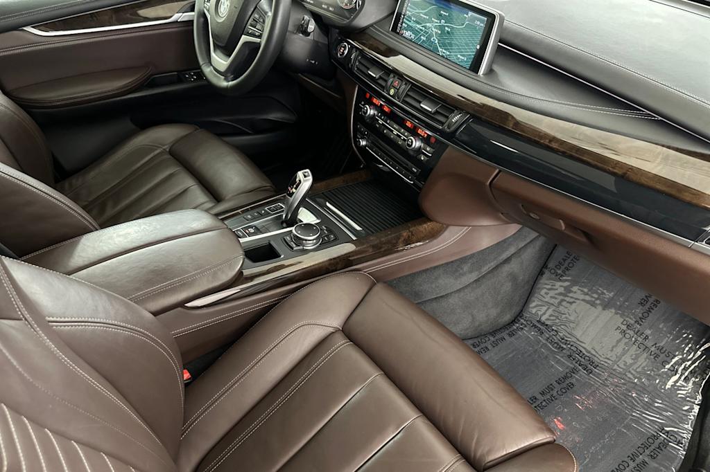 Thumbnail: 2015 BMW X5 - 12