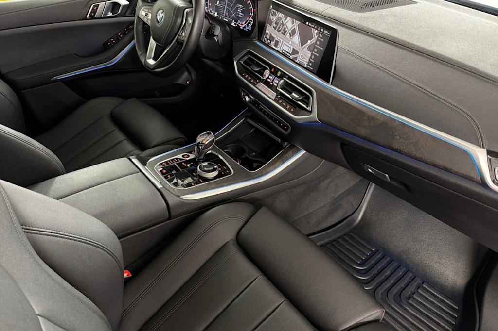 Thumbnail: 2022 BMW X5 - 12