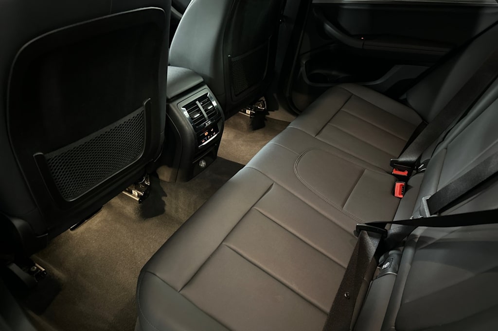 Thumbnail: 2018 BMW X3 - 11