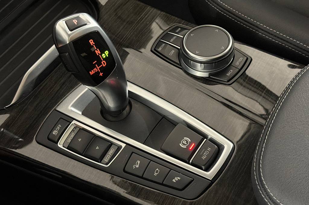 Thumbnail: 2017 BMW X3 - 14