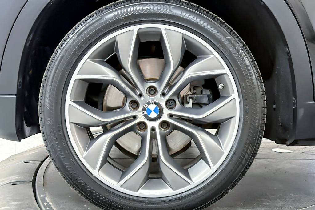Thumbnail: 2017 BMW X3 - 8