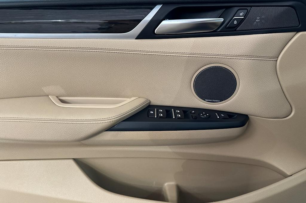 Thumbnail: 2016 BMW X3 - 21