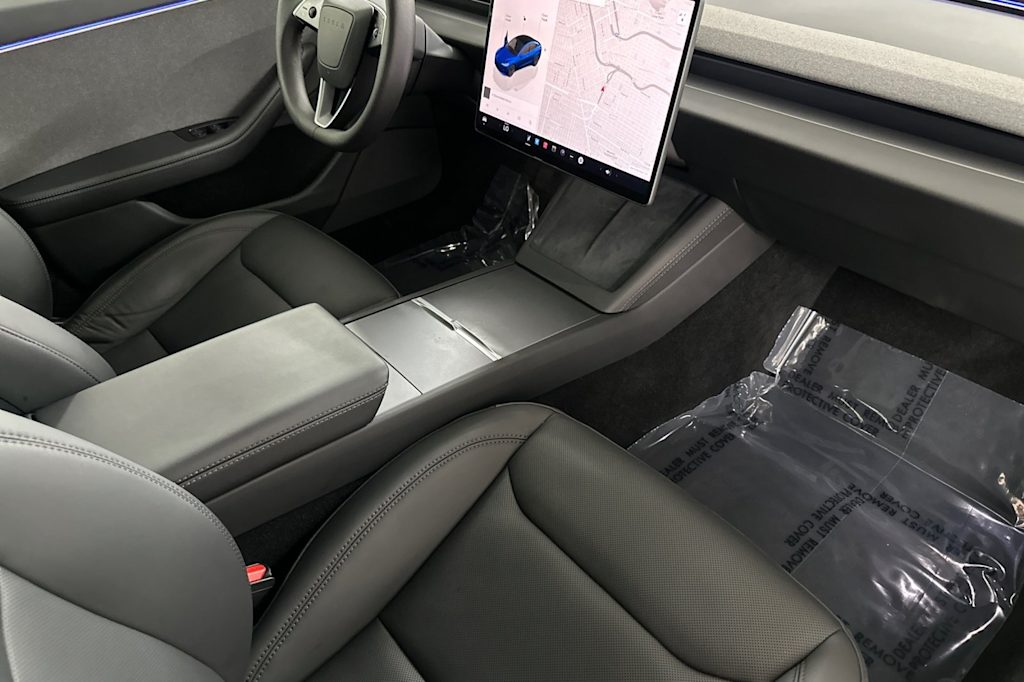 Thumbnail: 2024 Tesla Model 3 - 12