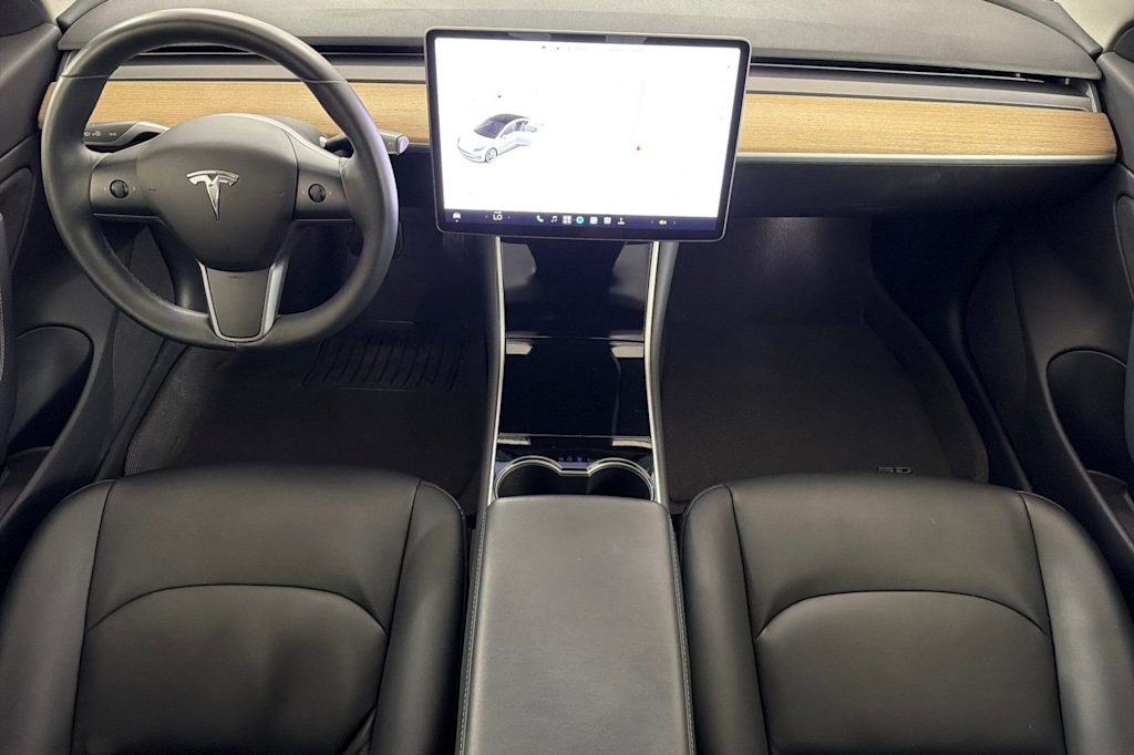 Thumbnail: 2018 Tesla Model 3 - 2