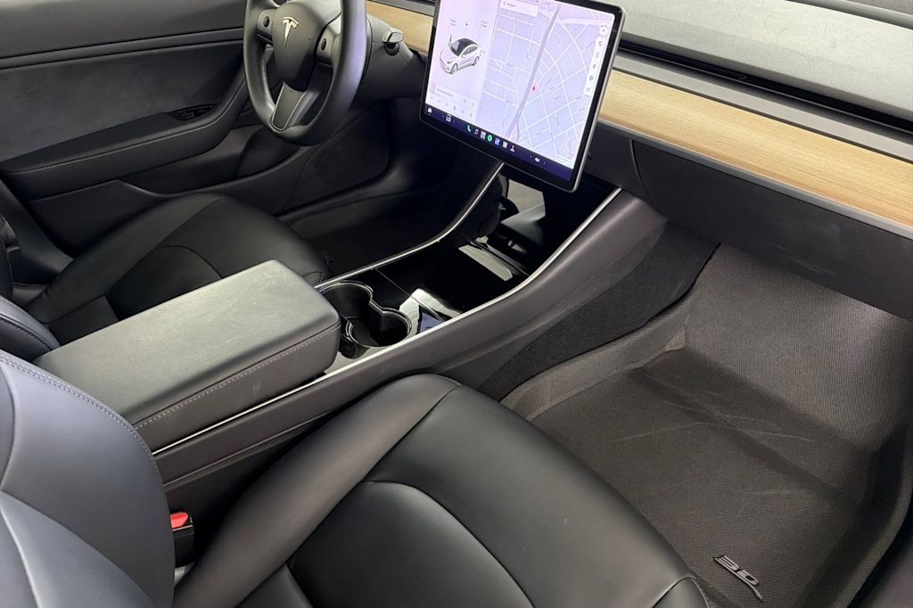Thumbnail: 2018 Tesla Model 3 - 12