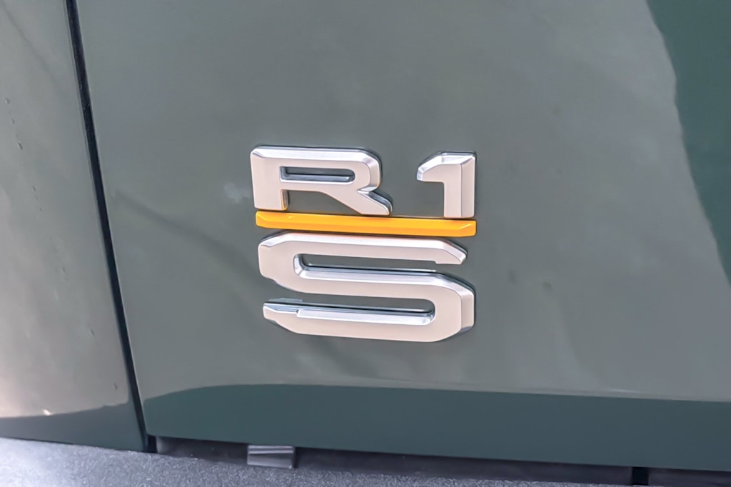 Thumbnail: 2023 Rivian R1S - 7