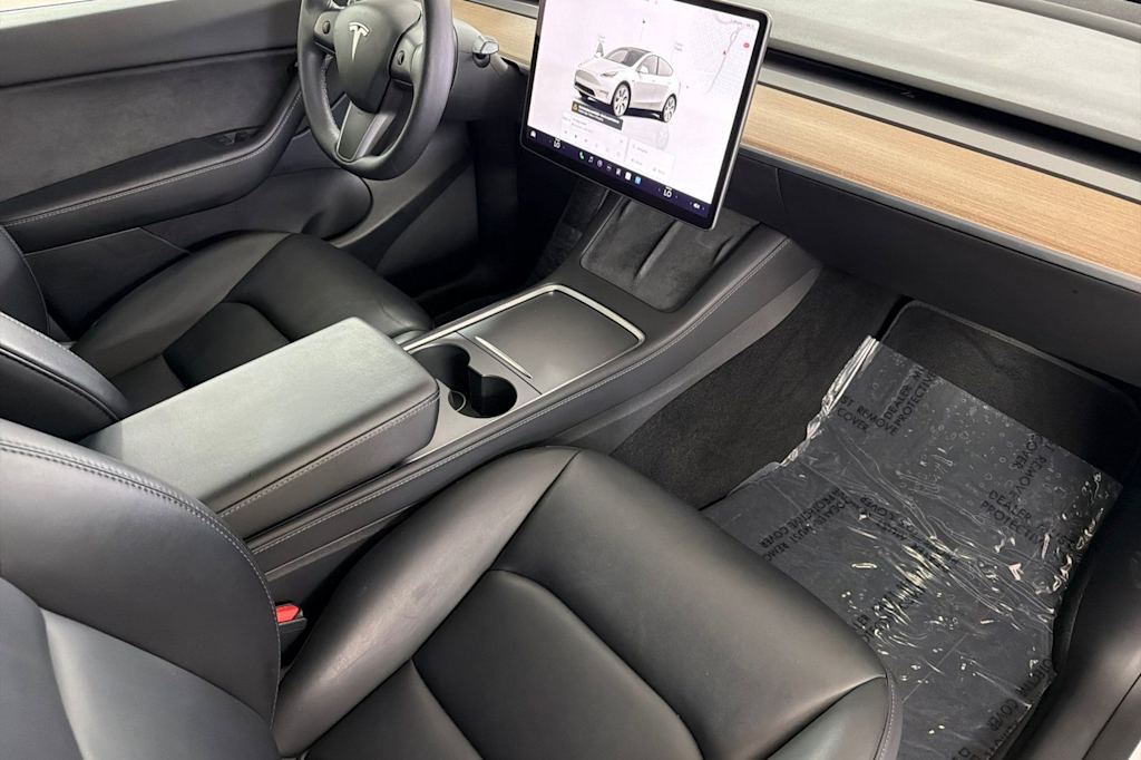 Thumbnail: 2022 Tesla Model Y - 11