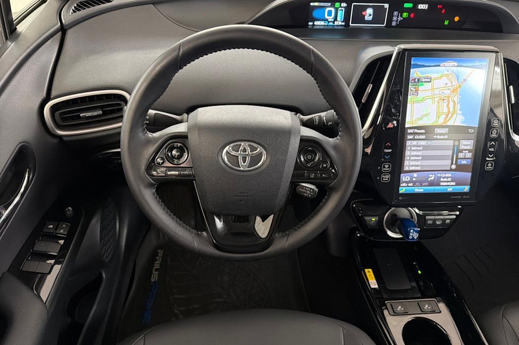 Thumbnail: 2021 Toyota Prius Prime - 12