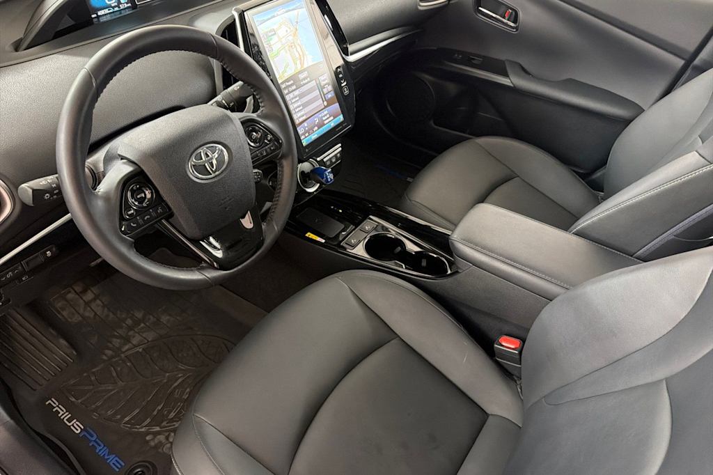 Thumbnail: 2021 Toyota Prius Prime - 9