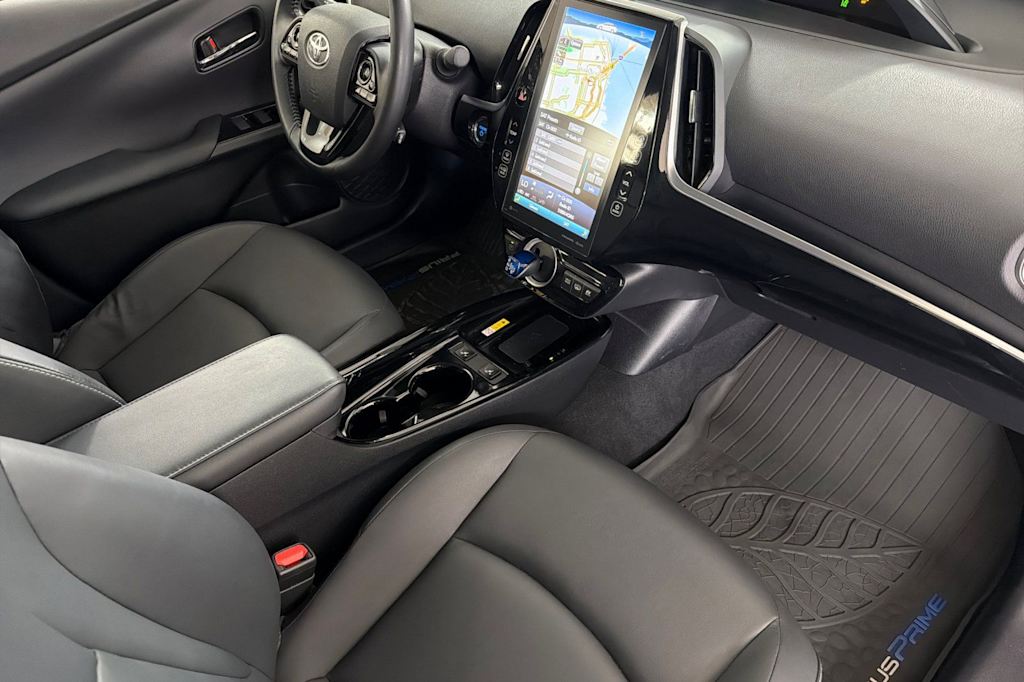 Thumbnail: 2021 Toyota Prius Prime - 10