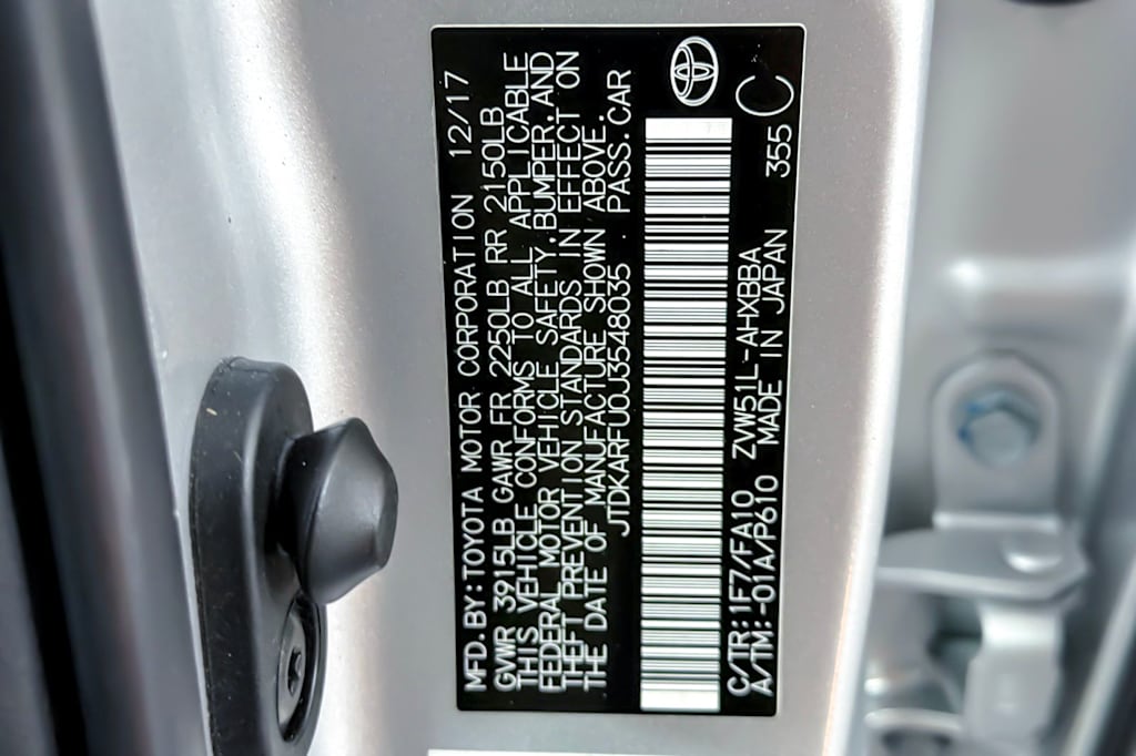 Thumbnail: 2018 Toyota Prius - 16